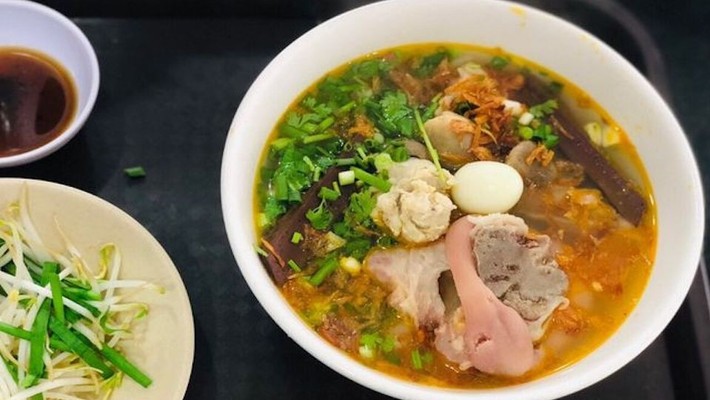 Quán 125 - Bánh Canh & Bún Riêu - Xóm Đất