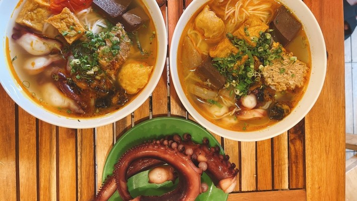 Bún Riêu & Gỏi Cuốn Gia Truyền 38 - Thống Nhất