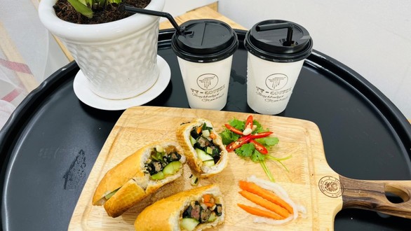 TT-FRESH - Bánh Mì Nóng Giòn & Trà Trái Cây