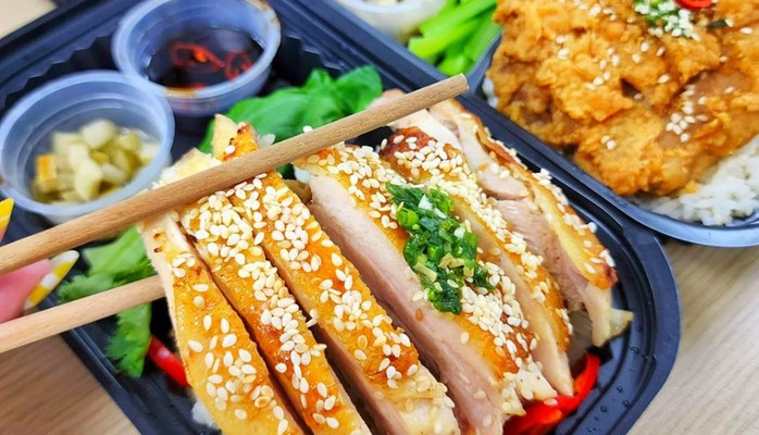 Cơm Gà Hà Vy's Kitchen Take Away - 21 Đường Số 2
