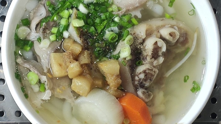 Hủ Tiếu Cô Tư - Đông Hưng Thuận 17