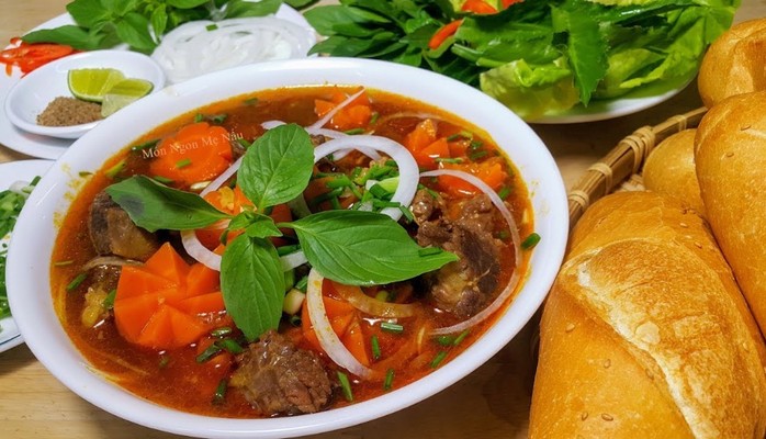 Bò Bít Tết Phố Bò Kho - Bò Kho Bò Bít Tết - 83 Bàu Cát 2