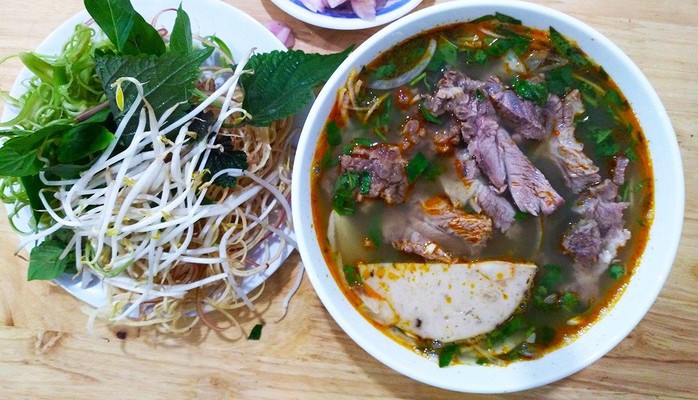 O Nhi - Bún Bò Huế Gia Truyền - Dương Công Khi