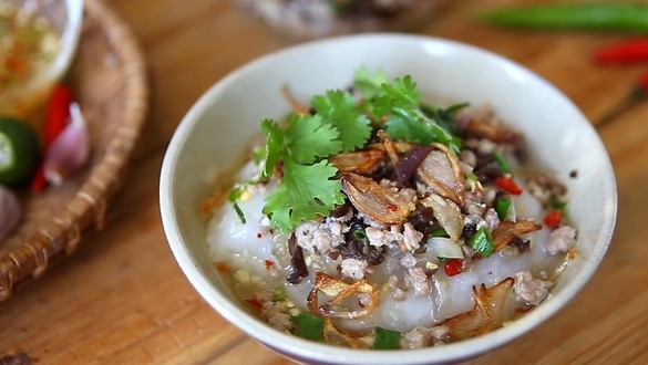 Bún Chả Song Ngân - Bánh Đúc Nóng