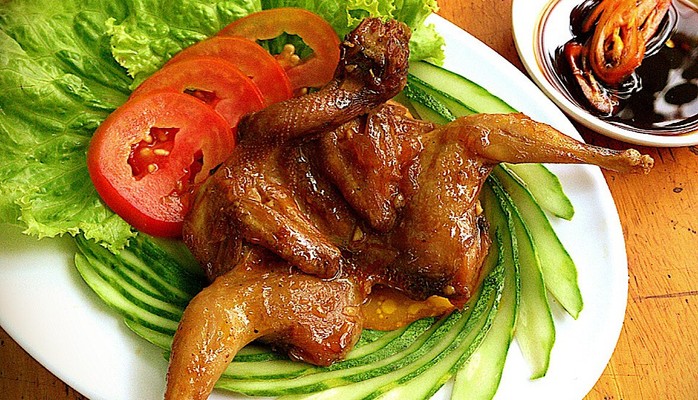 Bếp Nhà Baby Kem - Chim Cút Chiên Bơ, Cá Viên Chiên & Ăn Vặt - Nguyễn Hữu Cảnh