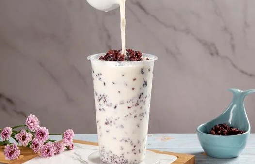 Bếp Nhà Thỏ - Trà Sữa Nếp Cẩm Đậu Đỏ & Ăn Vặt