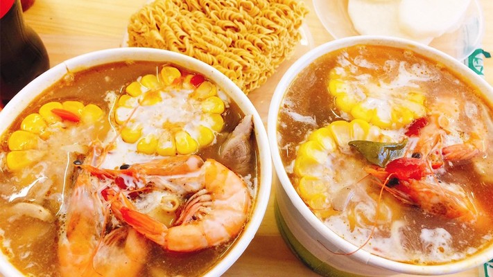 1989's Mì Trộn Tóp Mỡ & Nước Ép