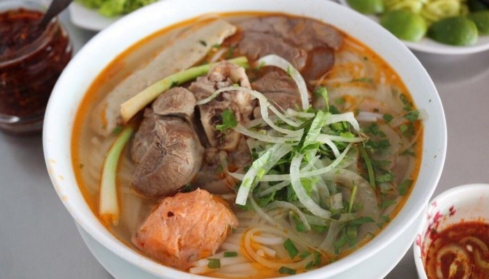 Bún Bò Thu - Âu Dương Lân