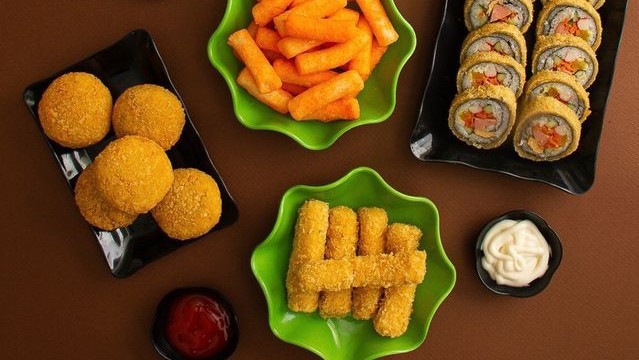 Bánh Gà - Phạm Văn Đồng