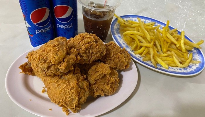 Gà Rán Doraemon - Lê Ngô Cát