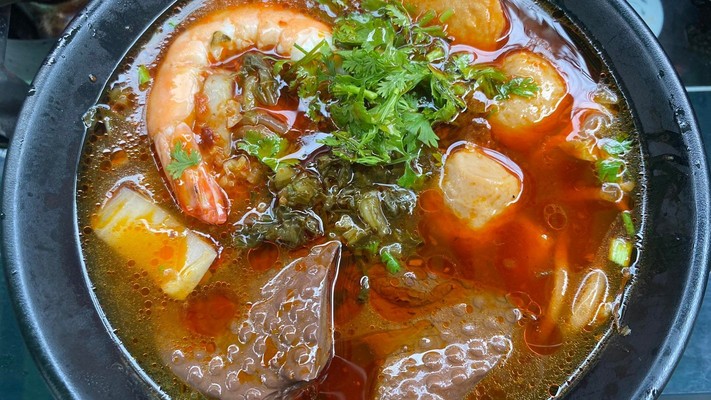 Bánh Canh Trùng Khánh 24 - Đường Số 52