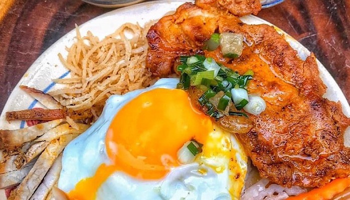 Bánh Mì Heo Quay, Cơm Tấm & Bún Thịt Nướng Linh Sơn - Bùi Quang Là