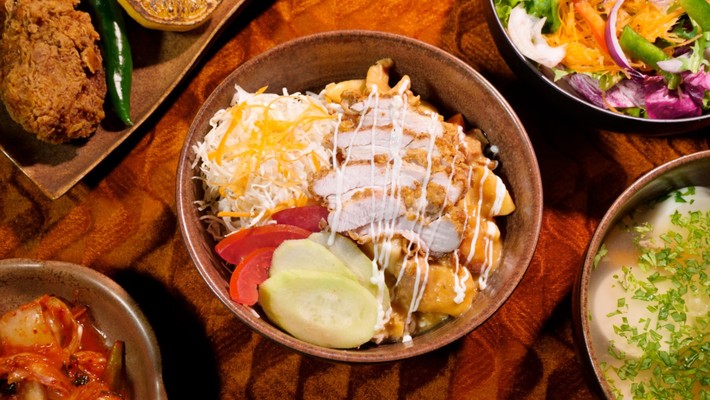 Bếp AMieng - Gà Rán & Cơm Văn Phòng - Trần Quý Cáp