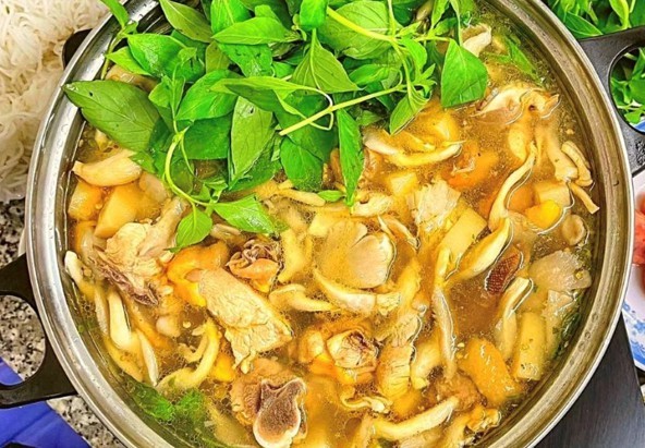Lẩu Gà Lá É Út Thuỷ - Lê Văn Quới