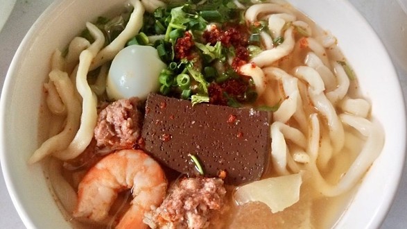 Dì Thu - Bánh Canh Bột Mì Nhồi