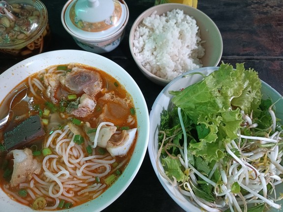 Bún Bò Cơm Nguội - Đường Số 8