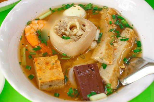 Bánh Canh Chả Cua Phú Quốc - Võ Trường Toản