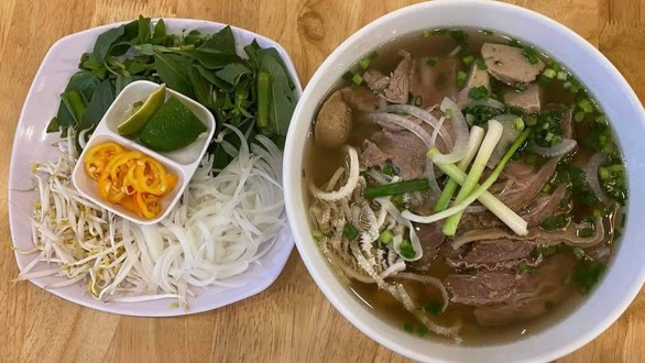 Phở Phi Mỹ - Cách Mạng Tháng 8