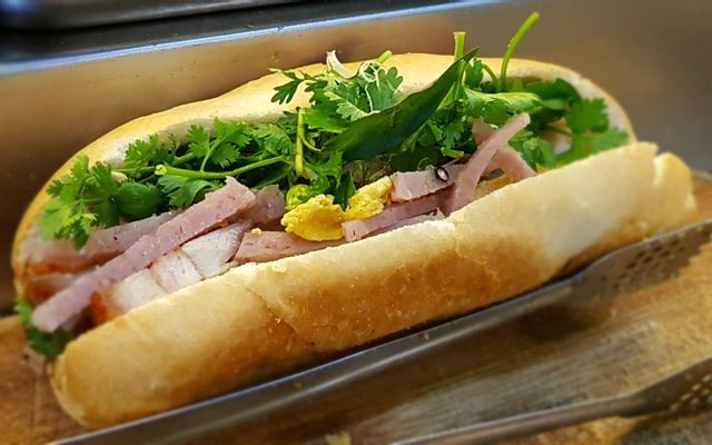 Bánh Mì Dì Hà - Ngô Quyền