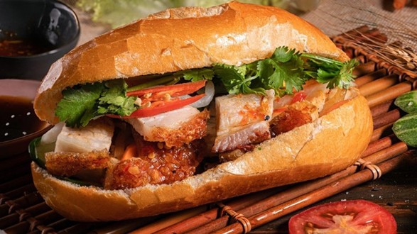 Tiệm Bánh Mì & Ăn Vặt ""SAY"" - 64B Lương Khánh Thiện