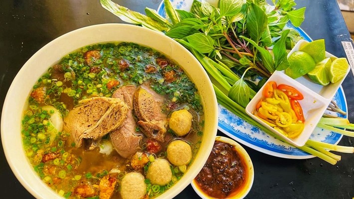 Hủ Tiếu Mì Bò Viên & Hủ Tiếu Mì Gà Phương Anh - Nguyễn Thức Tự