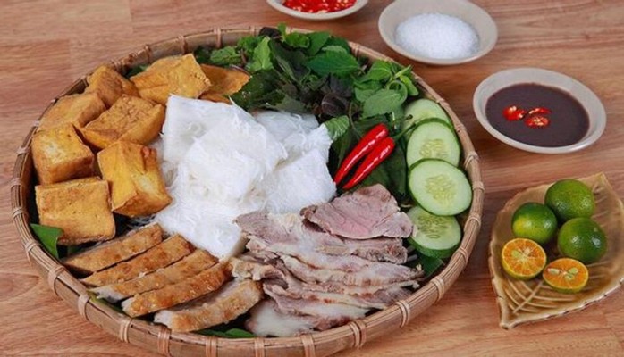 Bún Đậu Mắm Tôm & Nọng Heo Rán - Bạch Đằng