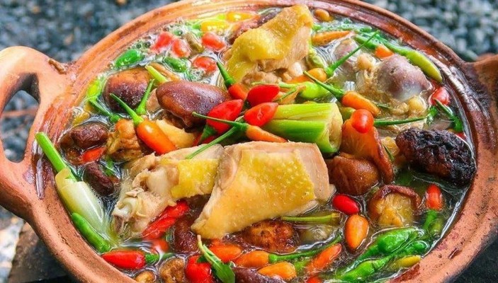 Lẩu Gà Nòi Minh Chiến - Đường 79