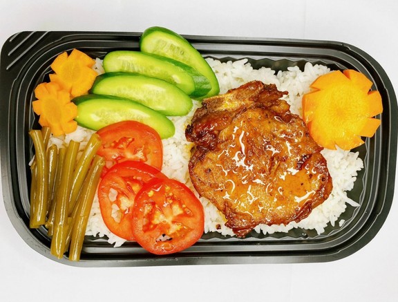 Tiệm Cơm Nón Lá - Lê Văn Thuấn