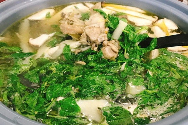 Cơm Chiên Lá É - Cơm Chiên & Lẩu Gà Lá É - Đường 54