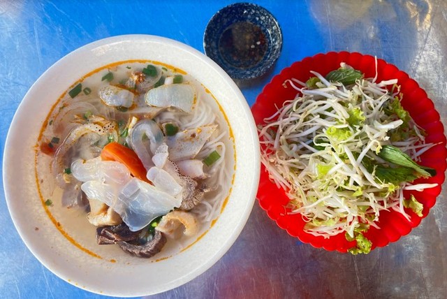 Bún Chả Cá Nha Trang Hồng Quế - Trần Bình Trọng