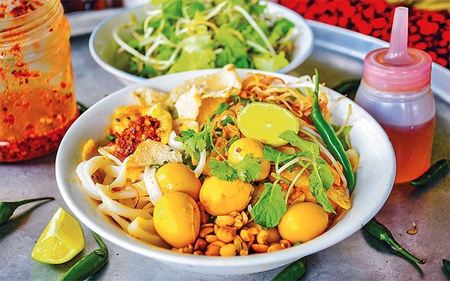 Mì Quảng 311 - Bún Bò & Bánh Bột Lọc Huế - Phạm Ngọc Thạch