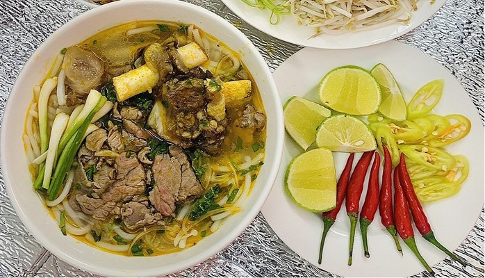 Bún Nước & Mì Trộn - Bún Bò Bà Quàng