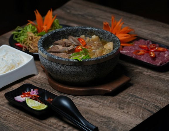 BÚN BÒ THỐ ĐÁ CỐ ĐÔ XƯA - PHAN ĐÌNH PHÙNG