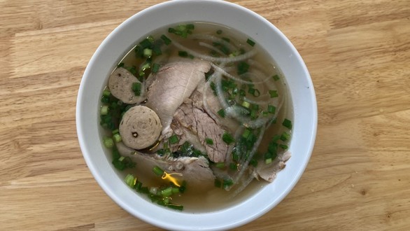 Phở Tùng - Nguyễn Hữu Dật