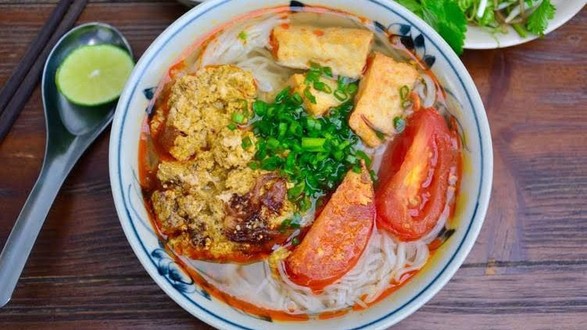 Bún Riêu Cô Tuyết - Bún Riêu & Canh Bún - Kha Vạn Cân