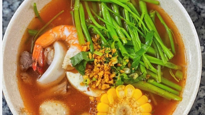 Ăn Vặt Siu Siu - Nguyễn Ái Quốc