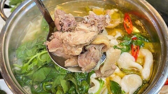 Quán Nhậu Land Beer & Bún Thái - 33 Yên Thế