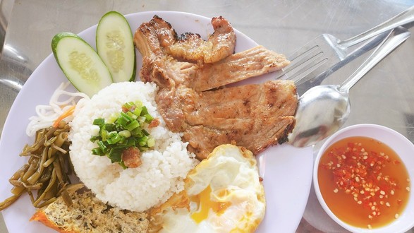 Cơm Tấm Thảo Anh - Nơ Trang Long