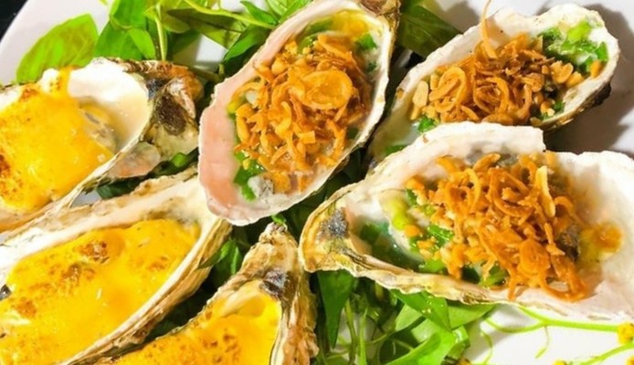 Tiệm Cô Hàu Gái - Bánh Xèo Phú Yên - Hà Huy Giáp