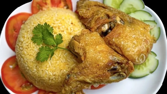 Cơm Gà Xối Mỡ Thạch Lam - Cơm Dương Châu - Phạm Thế Hiển