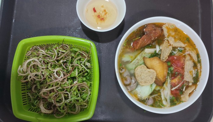 Bún Cá Cay Bà Nga Béo - Nguyễn Công Hoà