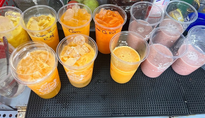 Ăn Vặt Sinh Tố Nước Ép 106 - Trương Quốc Dung