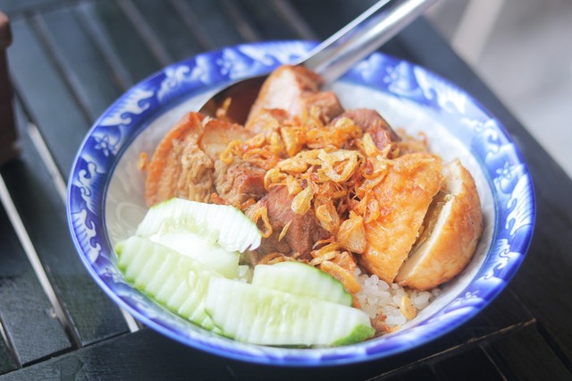 Madame Thảo - Phở Gà, Bún Thang Phố Cổ