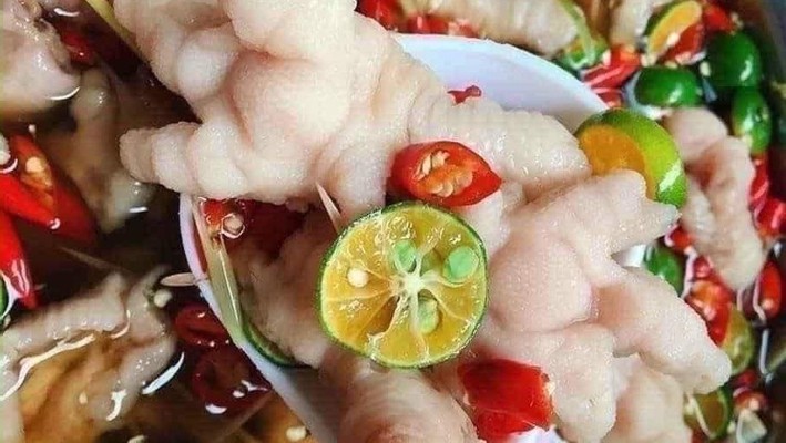 Mỏ Khoét - Chân Gà Rút Xương Sả Ớt, Sốt Thái