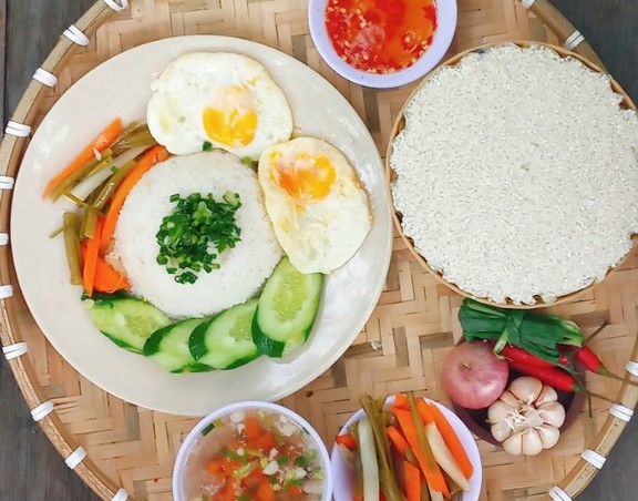 Cơm Tấm Long Xuyên Vợ Đậu