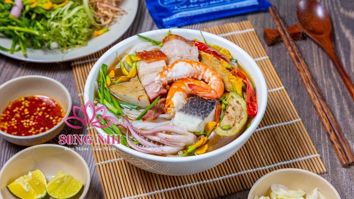 Bún Mắm & Lẩu Mắm Song Nhi - 126 Nguyễn Duy Cung