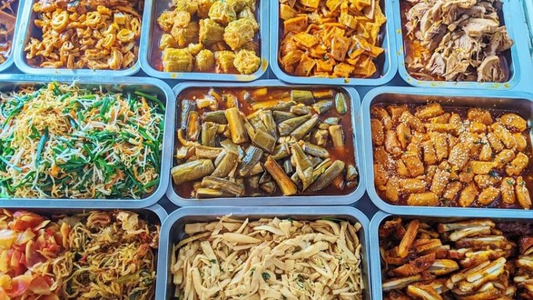 Quán Thu Chay - Cơm, Mì Quảng & Bún Căn Nướng - Phạm Cự Lượng
