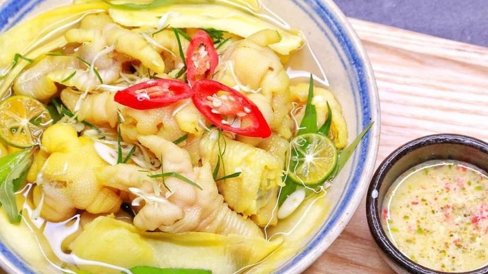 GÉM FOODS - Chân Gà Chua Cay