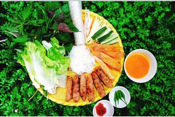 Nem Nướng Nha Trang Q7 - Lâm Văn Bền