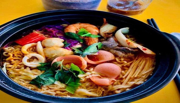 Mỳ Cay Quốc Đạt - Đường Láng
